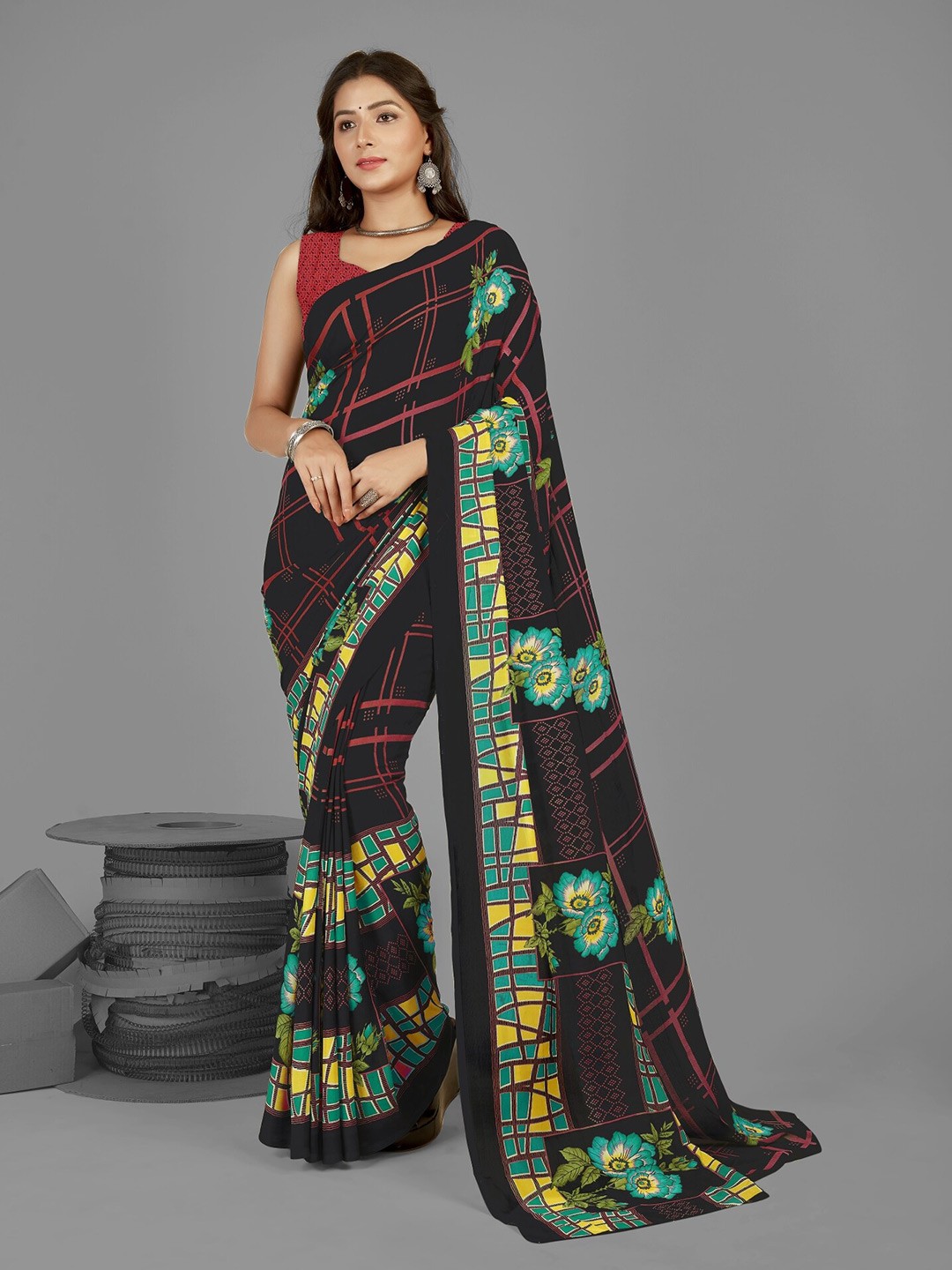 

ANAND SAREES Floral Printed Saree, Black
