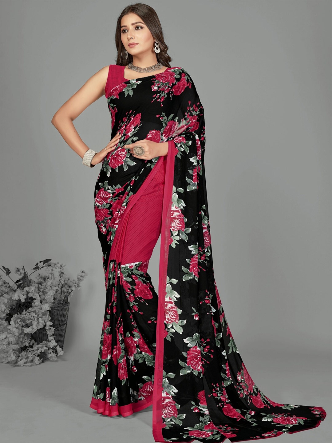 

Moda Rapido Floral Printed Saree, Red