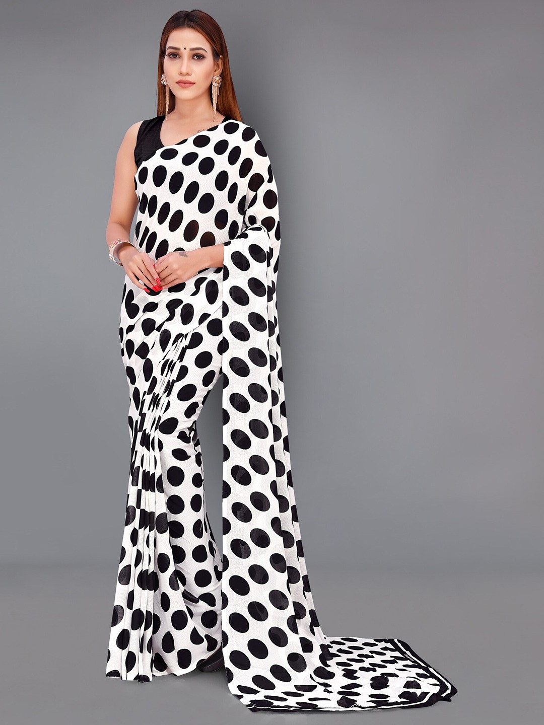 

ANAND SAREES Polka Dot Printed Saree, White