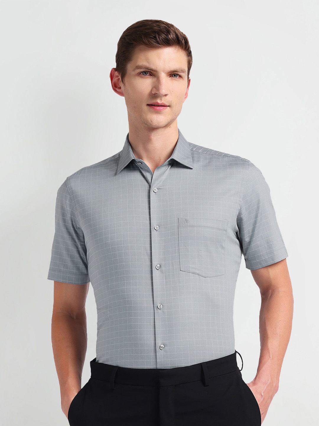 

Arrow Checked Spread Collar Formal Shirt, Grey