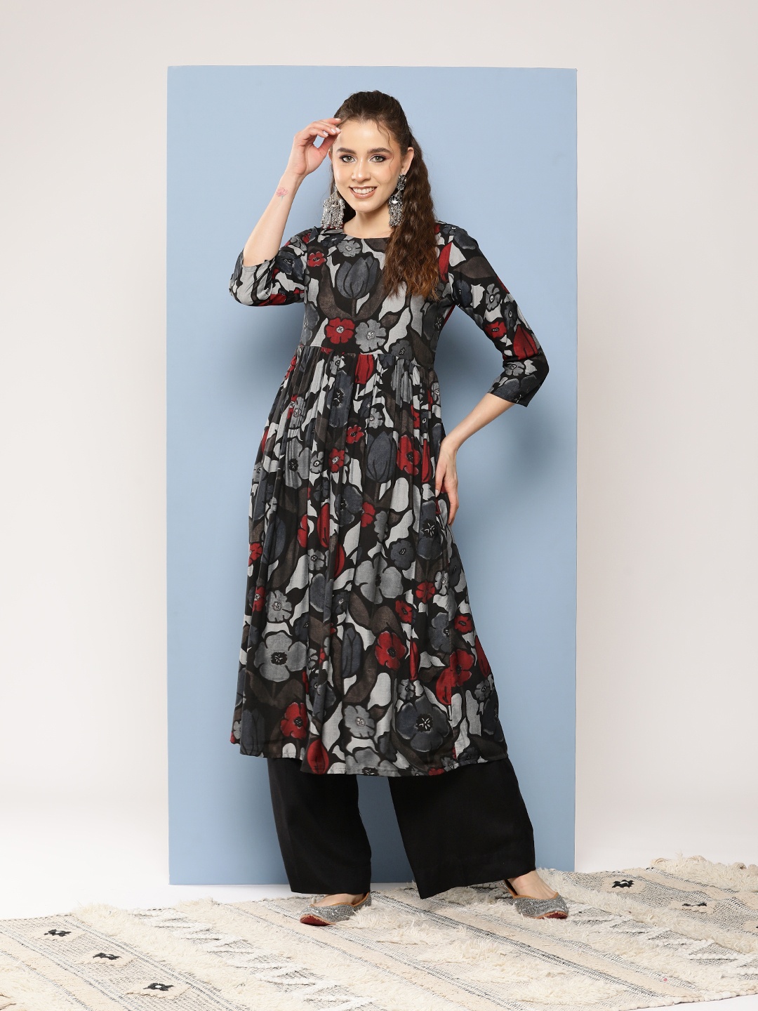 

Aarika Women Floral Printed A-Line Kurta, Black