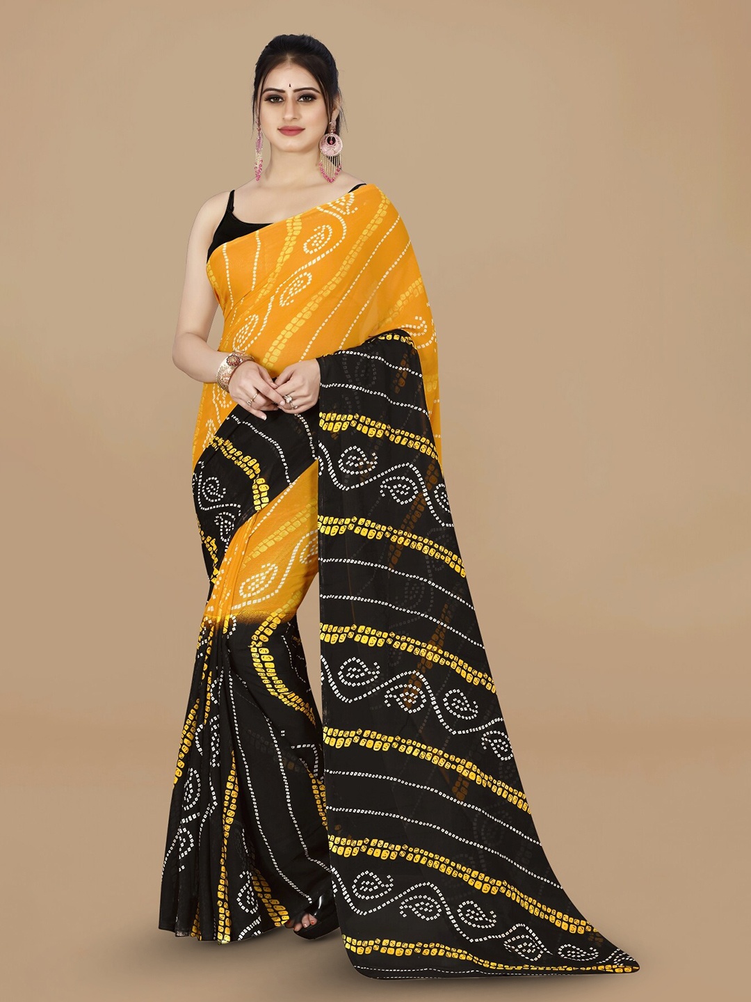 

ANAND SAREES Bandhani Printed Saree, Black