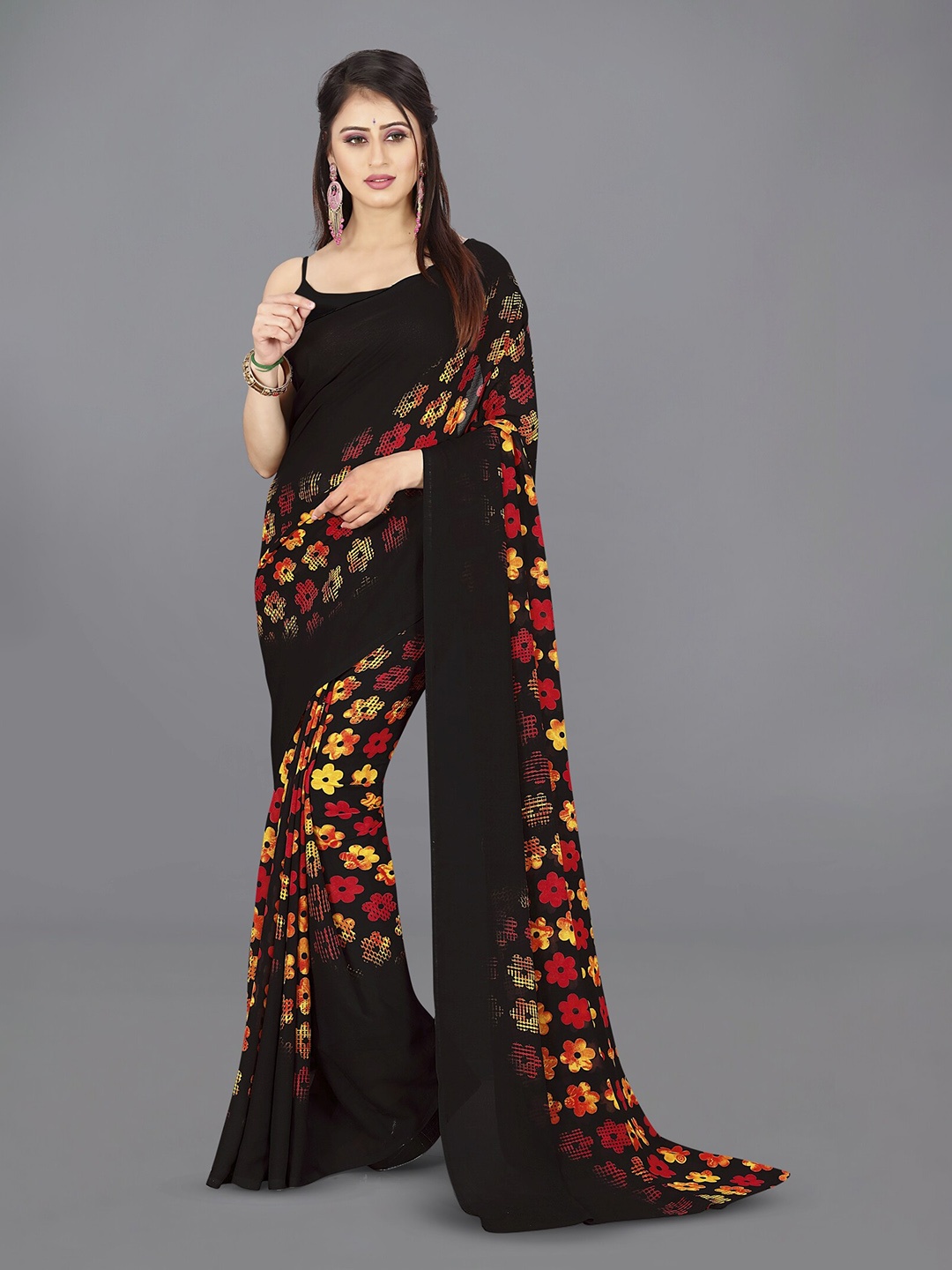 

ANAND SAREES Floral Printed Saree, Black