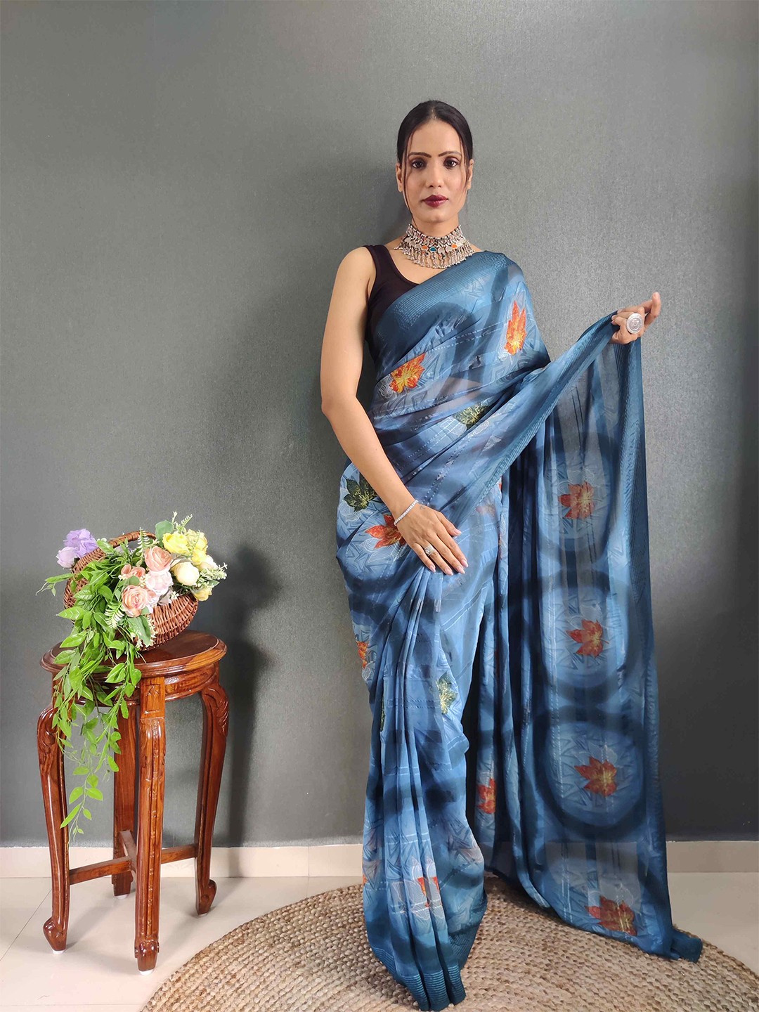 

Reeta Fashion Floral Pure Georgette Ready to Wear Saree, Blue