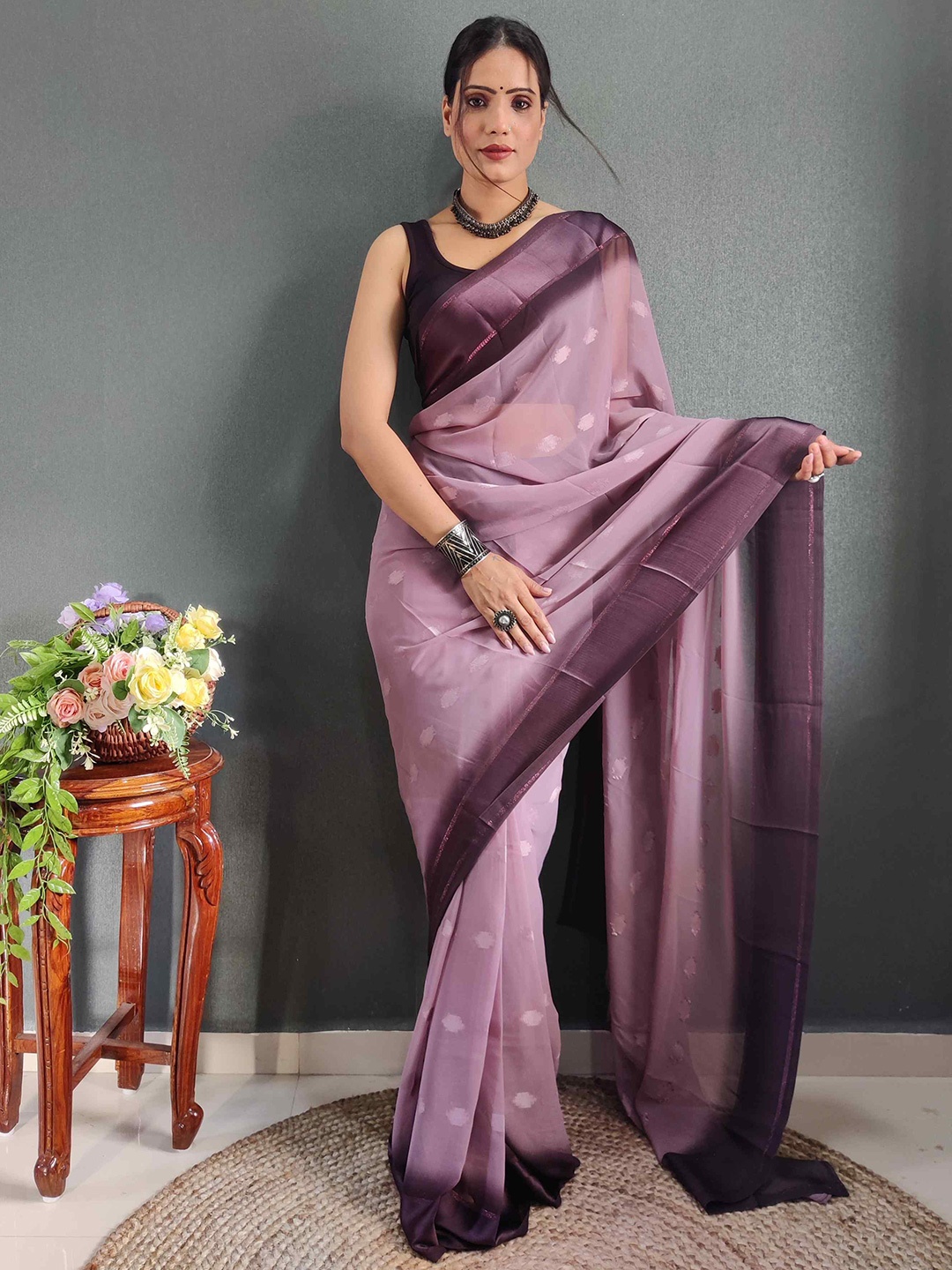 

Reeta Fashion Woven Design Zari Ready to Wear Saree, Purple