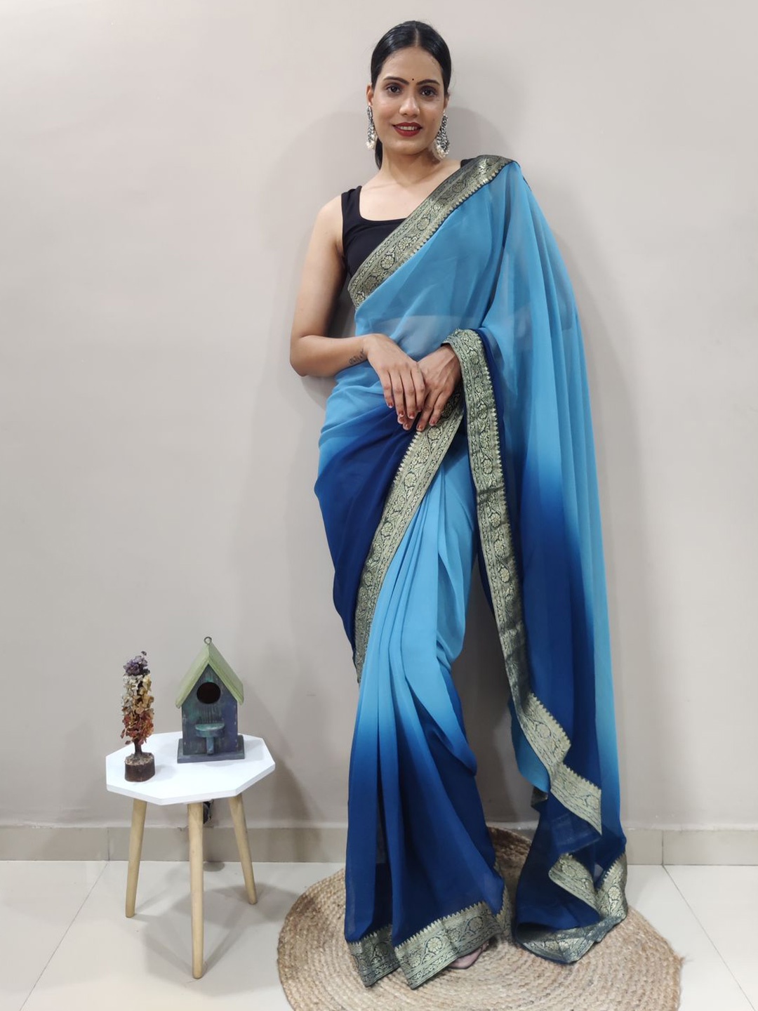 

Reeta Fashion Ombre Zari Pure Georgette Ready to Wear Saree, Blue