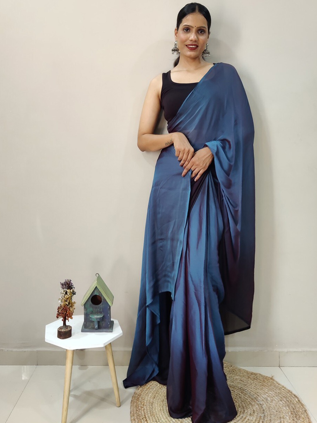 

Reeta Fashion Ombre Ready To Wear Saree, Blue