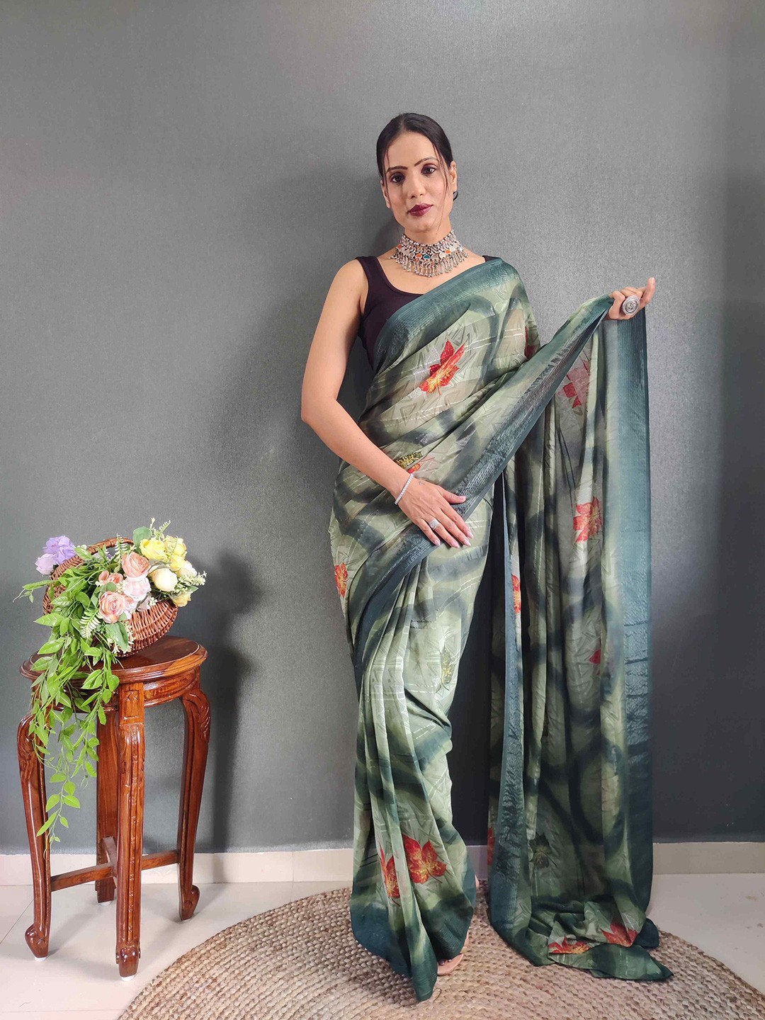 

Reeta Fashion Floral Ready to wear Pure Georgette Saree, Green