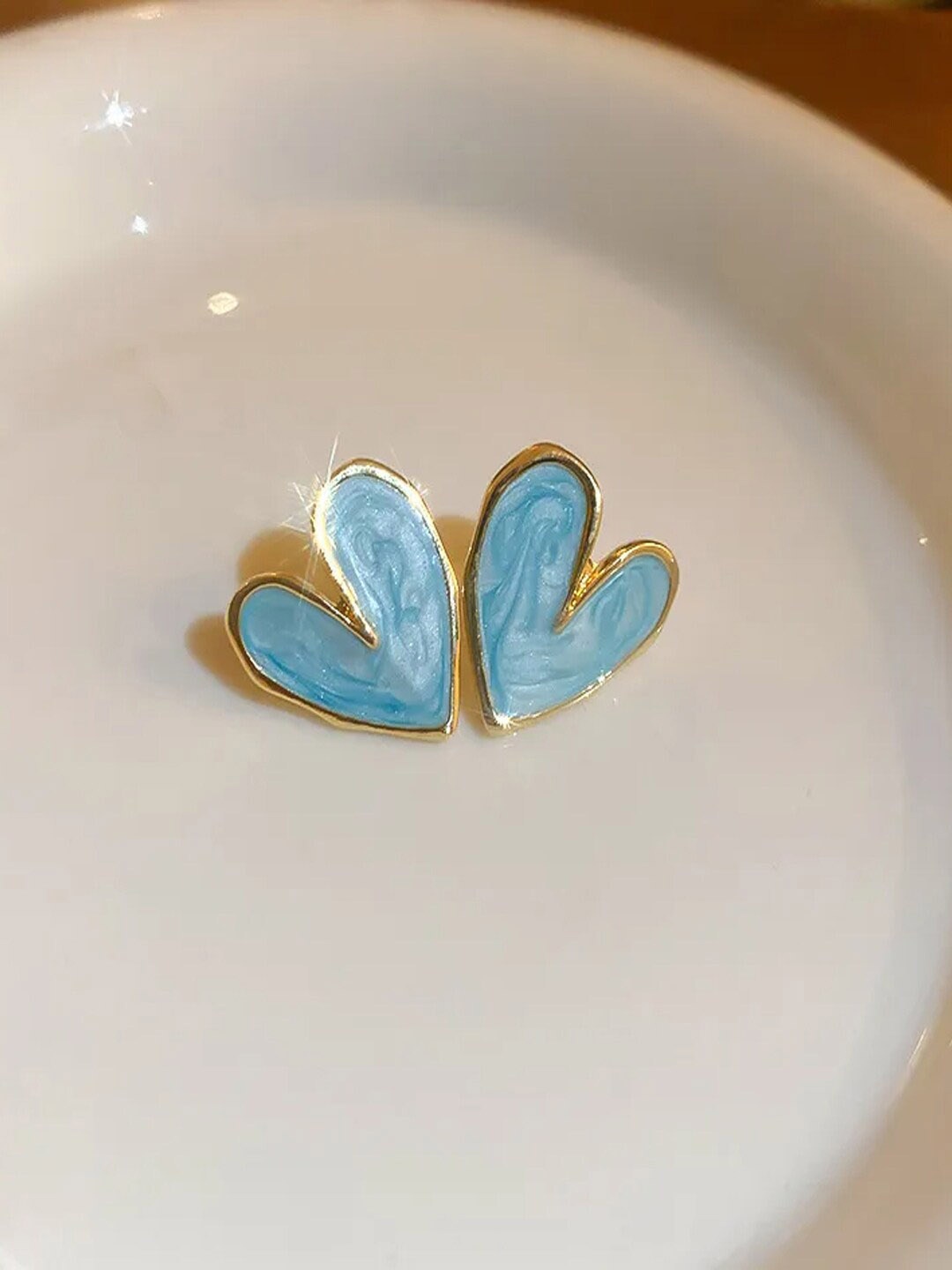 

VAGHBHATT Gold-Plated Heart Shape Studs Earrings