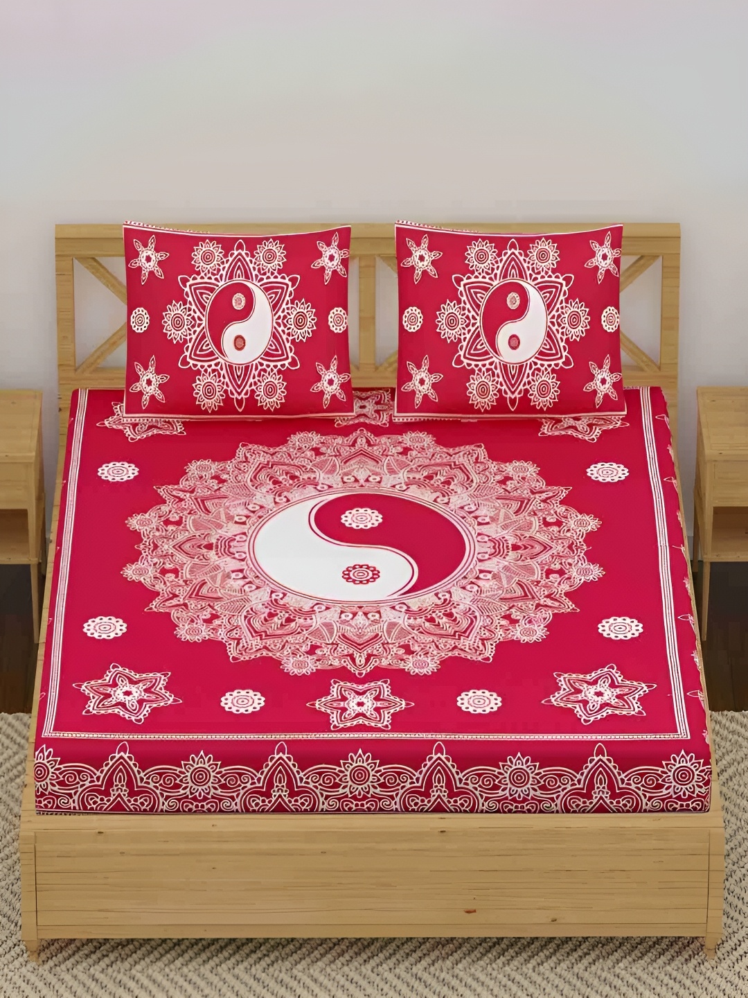 

Runjhun Red & White Ethnic Motifs Cotton 144 TC Queen Bedsheet with 2 Pillow Covers