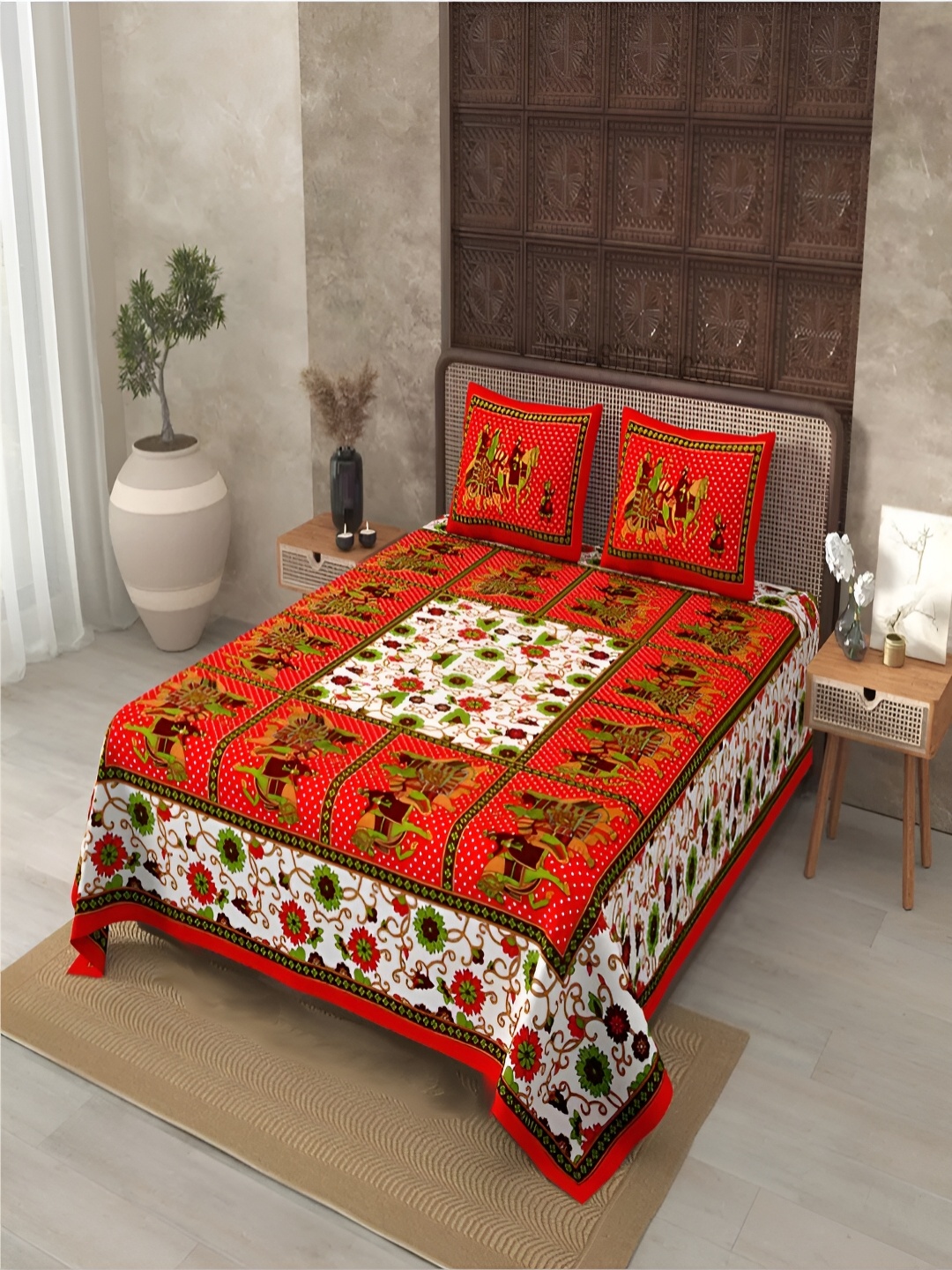 

Runjhun Orange & White Ethnic Motifs Cotton 144 TC Queen Bedsheet with 2 Pillow Covers