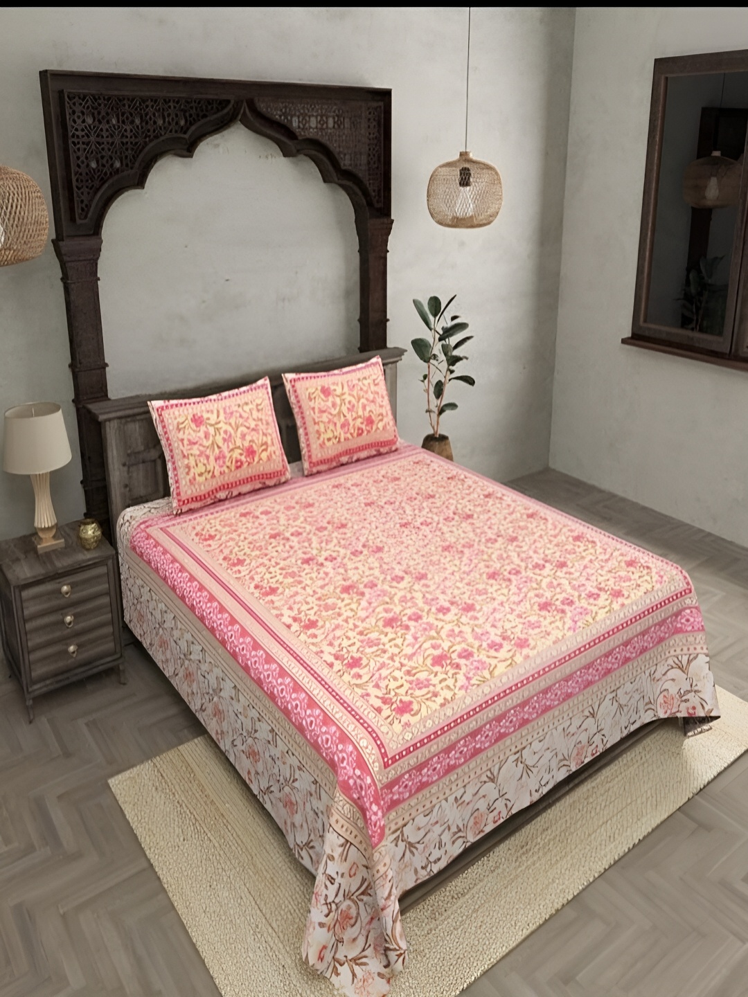 

Runjhun Beige & Pink Floral Cotton King Bedsheet with 2 Pillow Covers