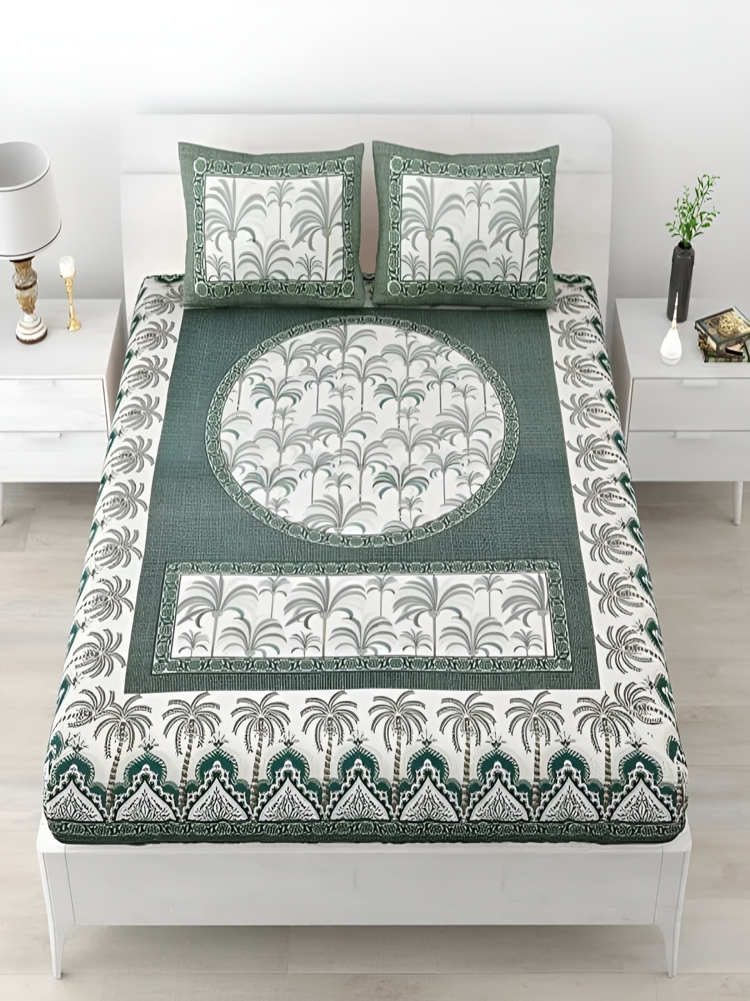 

Runjhun Green & White Floral Cotton 144 TC Queen Bedsheet with 2 Pillow Covers
