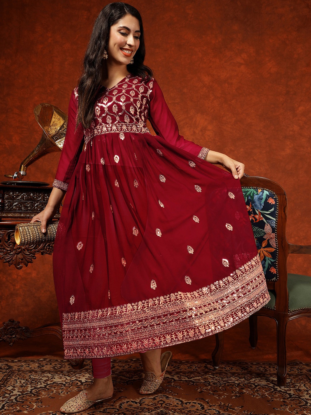 

KALINI Ethnic Motifs Embroidered Kurta, Red