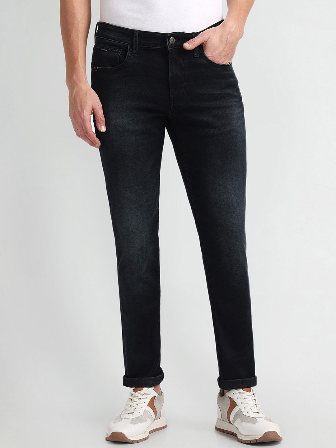 

Arrow Sport Men Slim Fit Mid-Rise Dark Shade Light Fade Clean Look Jeans, Navy blue