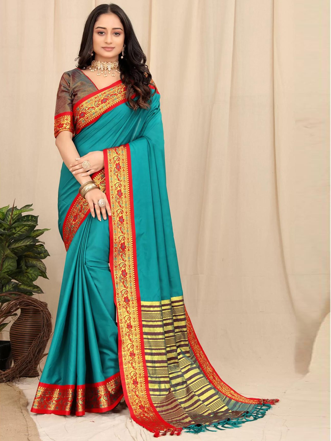 

Fospy Zari Silk Cotton Banarasi Saree, Olive