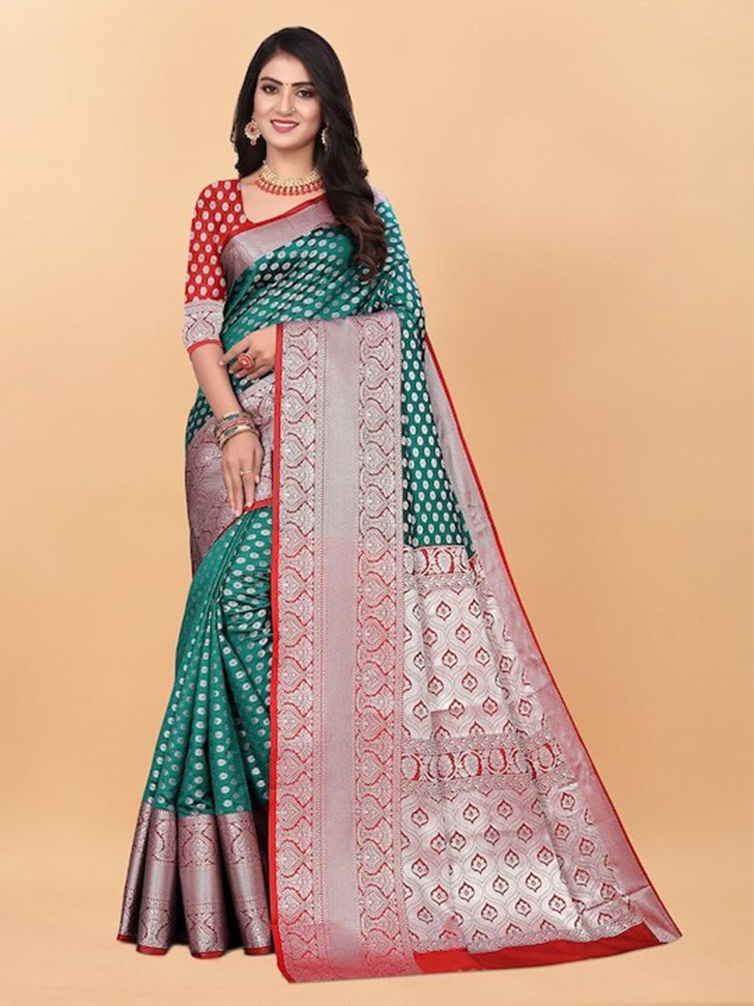 

Fospy Woven Design Zari Silk Blend Banarasi Saree, Green