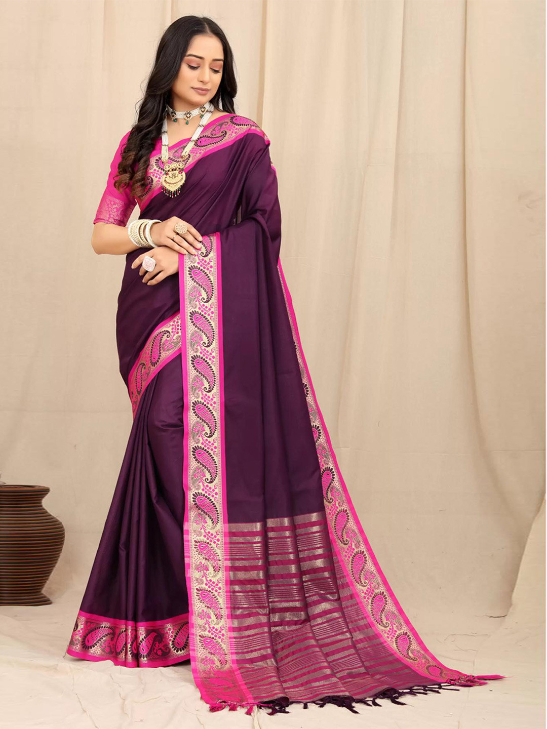 

Fospy Zari Silk Cotton Banarasi Saree, Purple