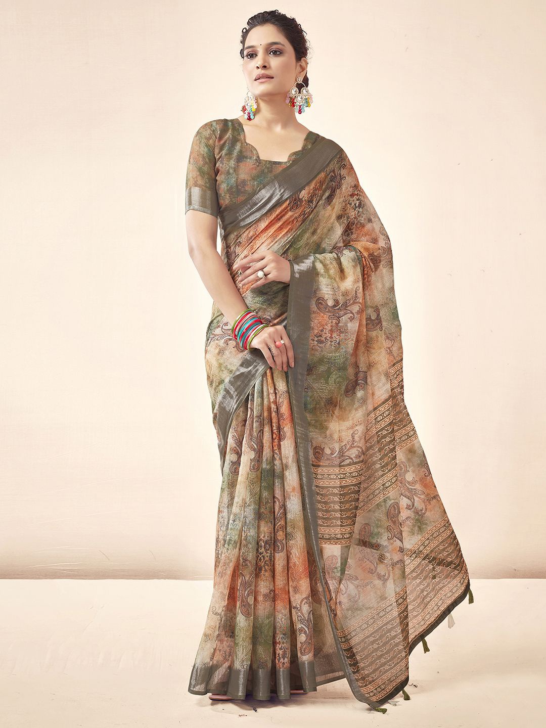 

KALINI Floral Zari Sungudi Saree, Green