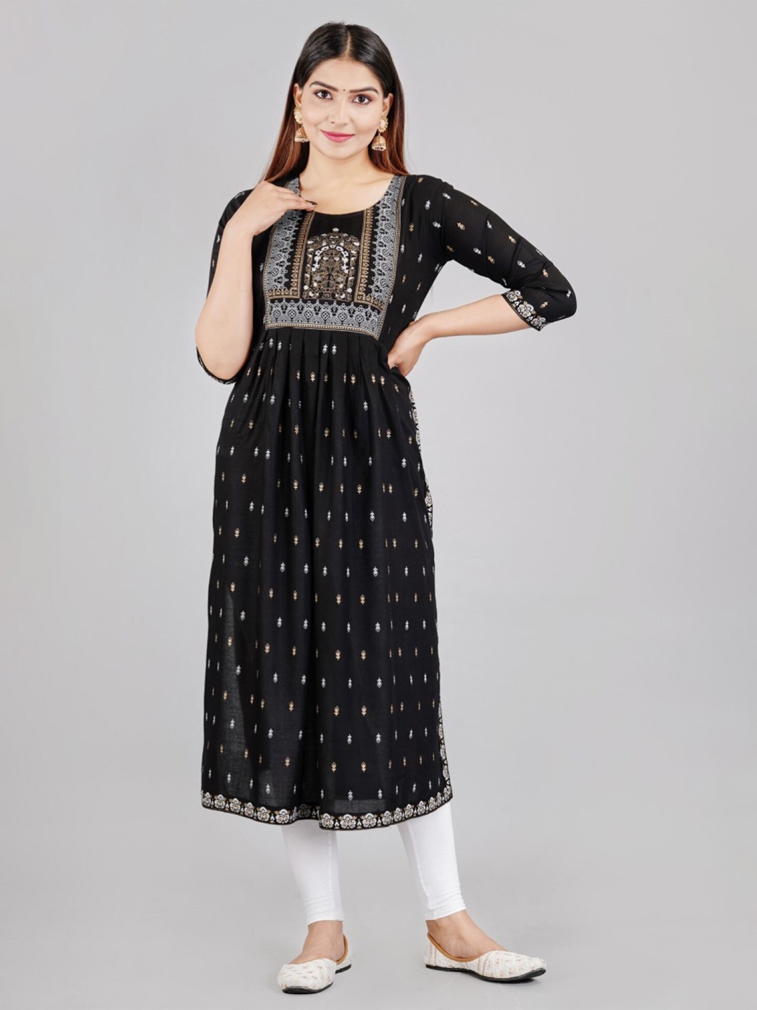 

VYKOO Ethnic Motifs Printed Anarkali Kurta, Black