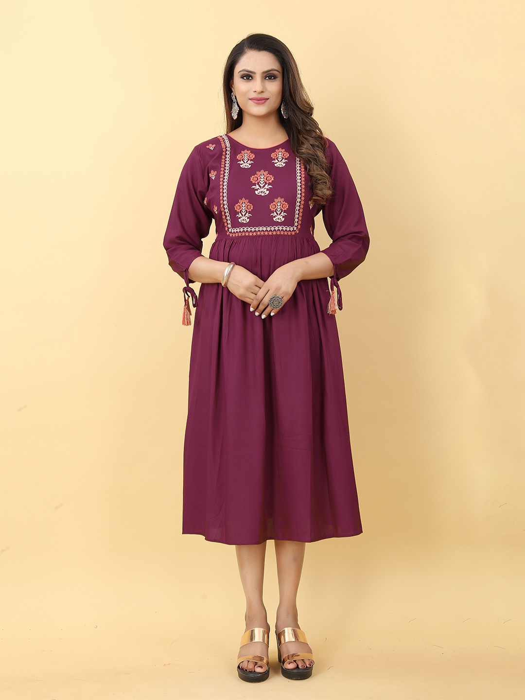 

Hinaya Ethnic Motifs Embroidered Pleated A-Line Ethnic Dress, Purple