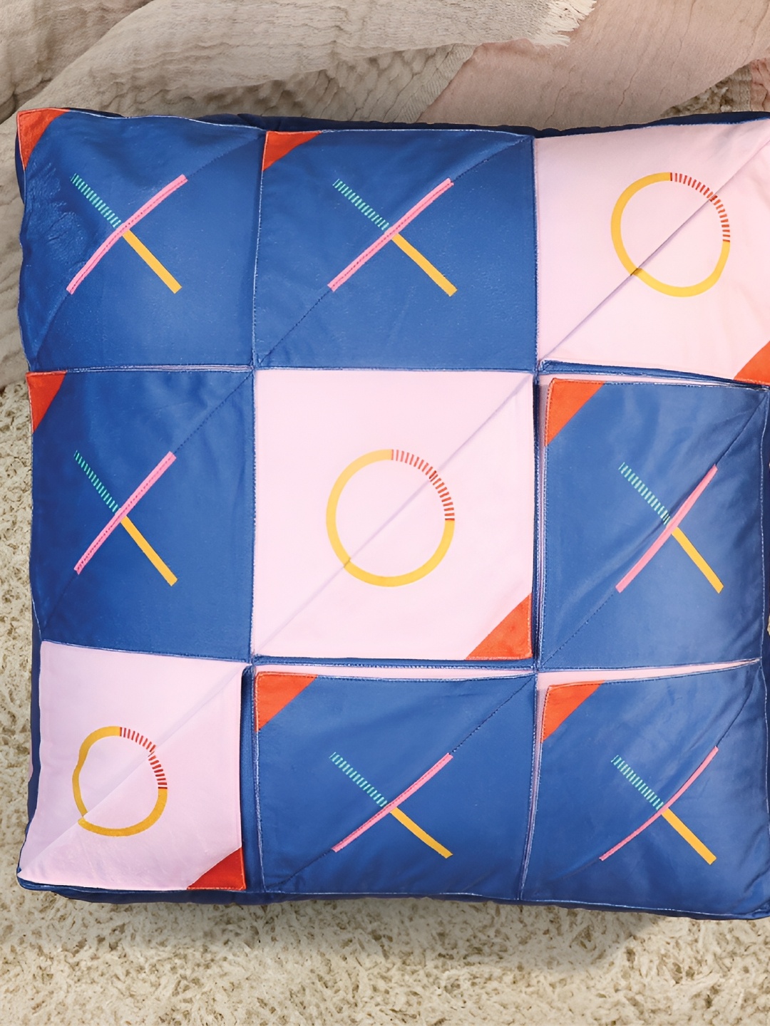 

Smartsters Blue & Pink Printed Tic-Tac-Go Sensory Cushion