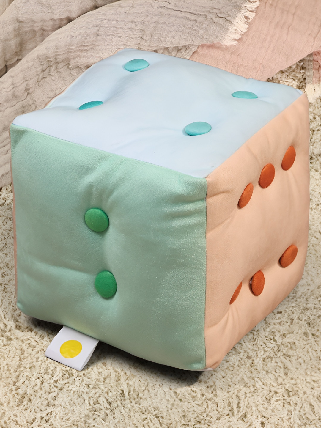 

Smartsters Green & Peach Coloured Cube Shaped Pre Filled Cushion