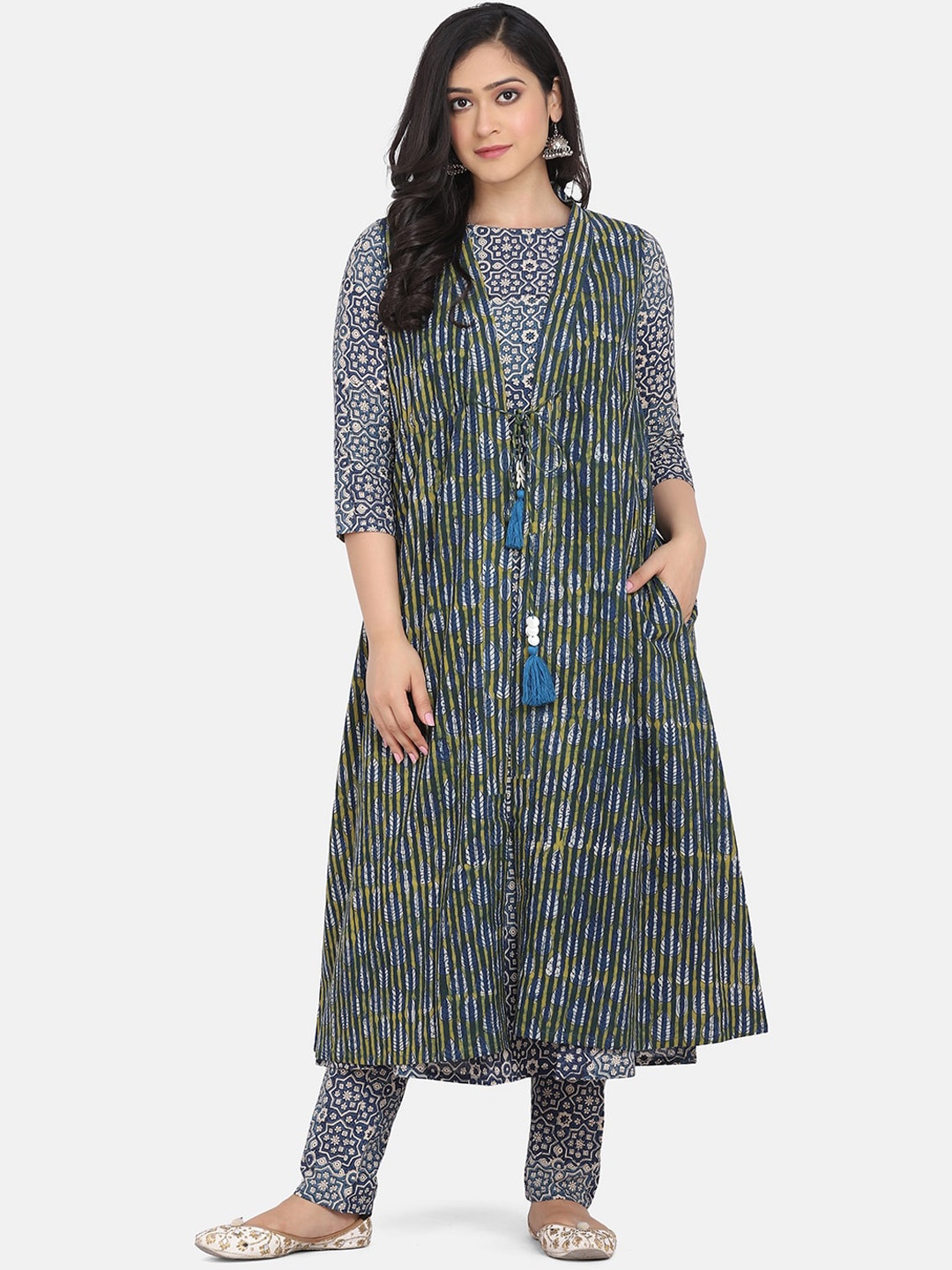 

KALINI Women Ethnic Motifs Printed Regular Kurta with Trousers, Green