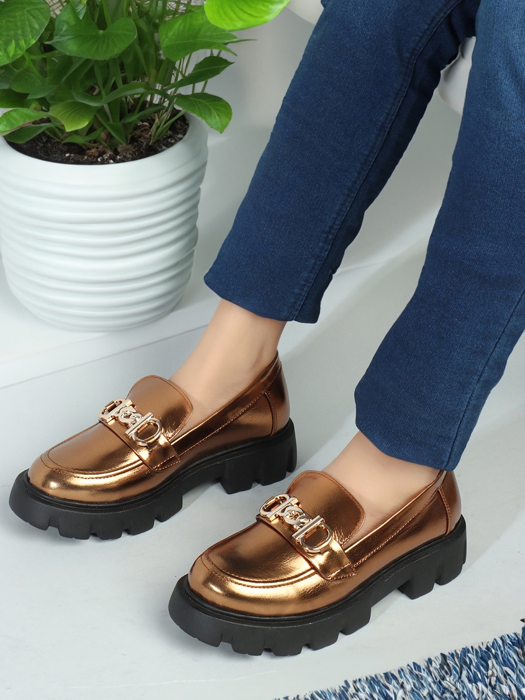 

ICONICS Women Waterproof Lining Horsebit Loafers, Copper