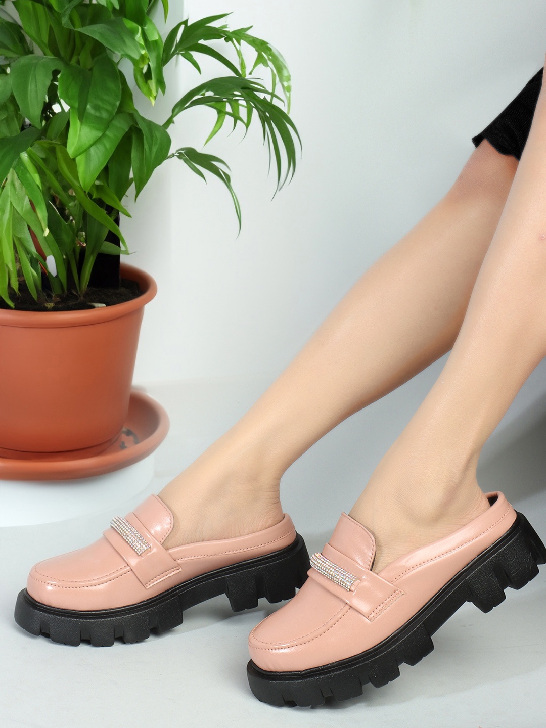 

ICONICS Women Embellished Waterproof Lining Mule Sneakers, Peach
