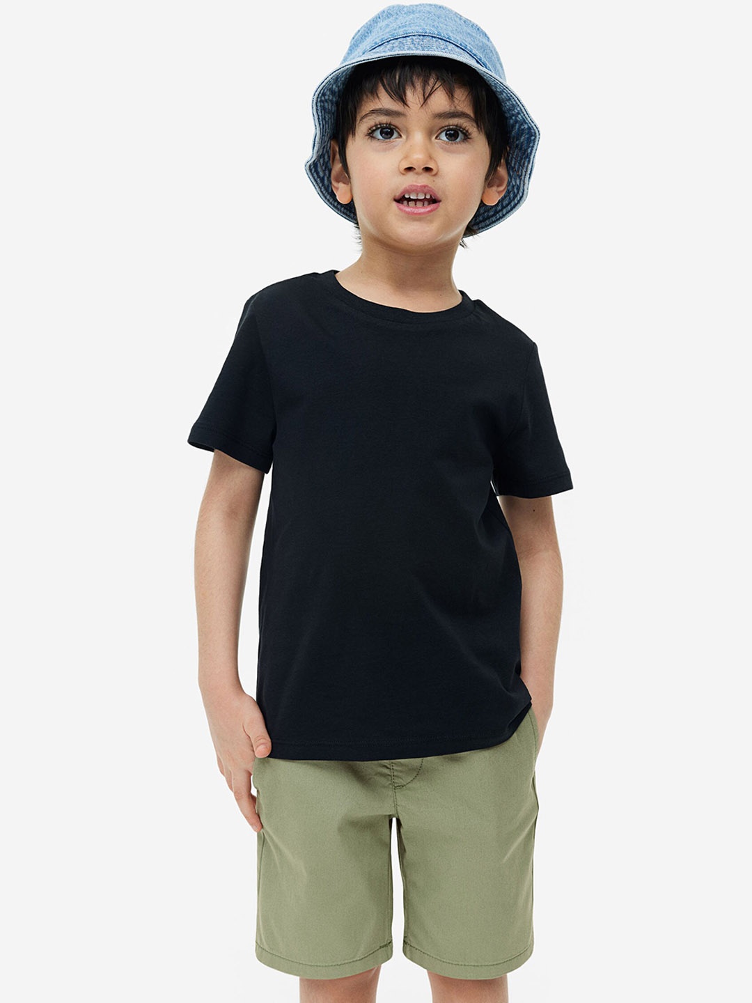 

H&M Boys Pure Cotton Chino Shorts, Green