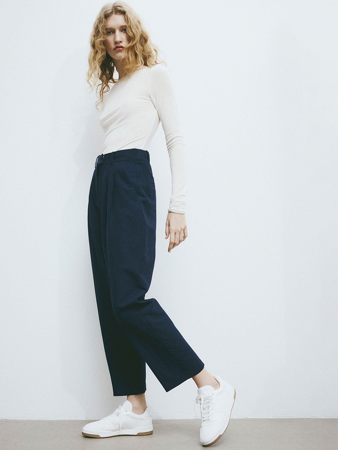 

H&M Tapered Linen-Blend Trousers, Blue