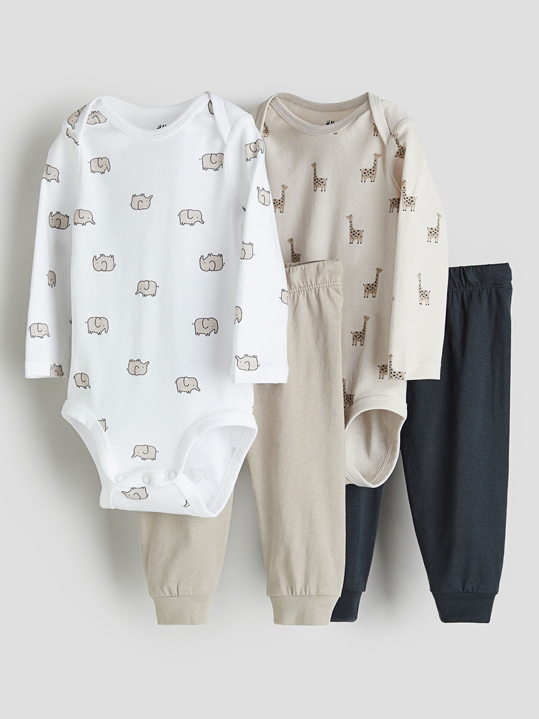 

H&M Boys Pure Cotton 4-Piece Cotton Jersey Set, White