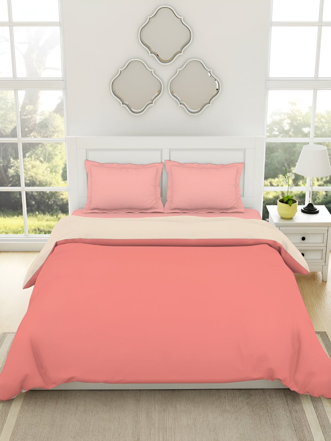 

SPACES Everyday Essentials Coral & Cream Pure Cotton AC Room 150 GSM Double Bed Quilt