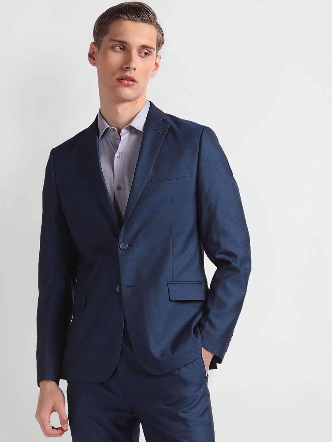 

Arrow Single-Breasted Blazer & Trouser Dobby Two Piece Formal Suit, Navy blue