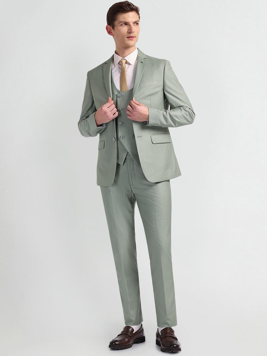 

Arrow Tailored Fit Blazer & Waistcoat With Trouser Three Piece Formal Suits, Green