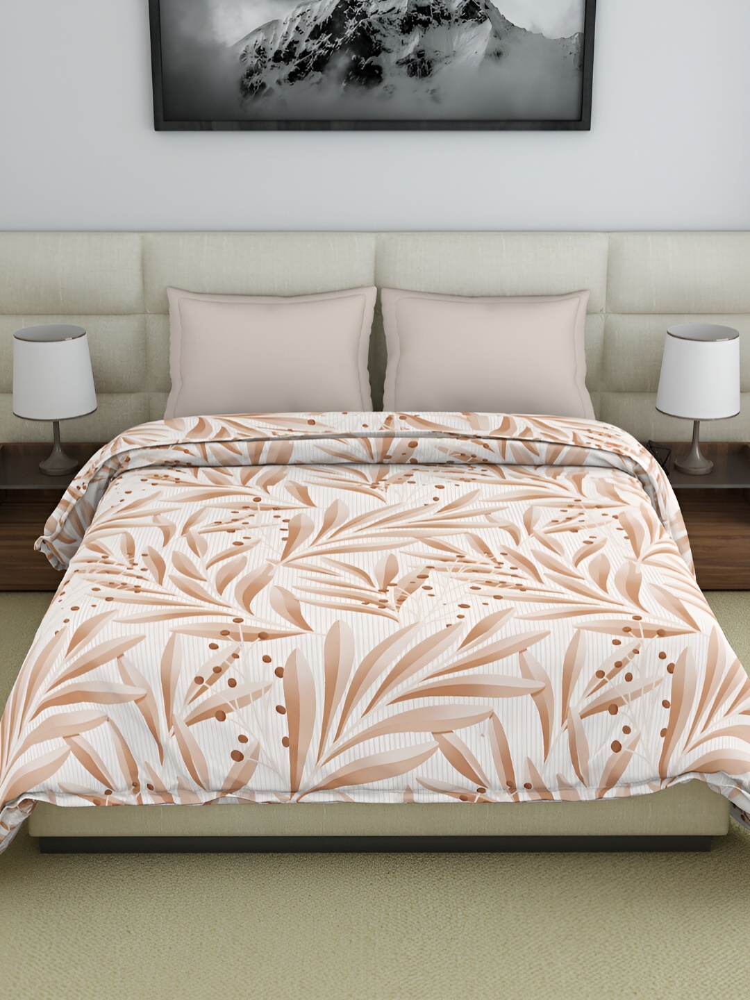 

Welspun Amaya Brown & White Floral Printed AC Room 150 GSM Double Bed Quilt