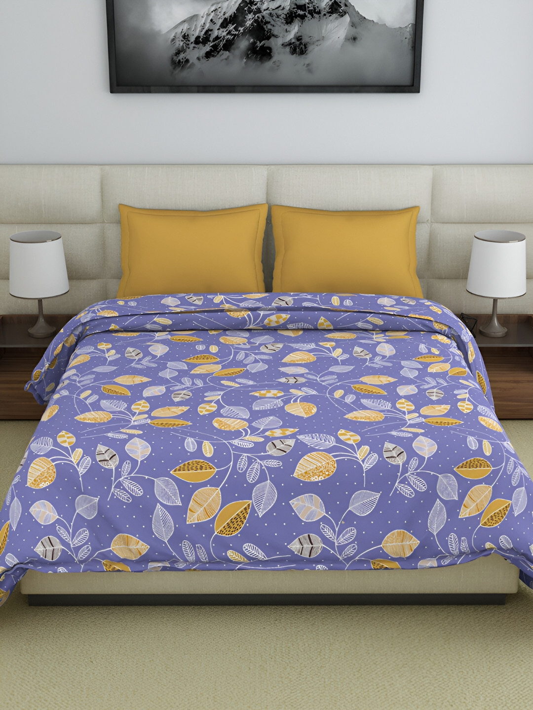 

Welspun Amaya Violet & Orange Floral Printed AC Room 150 GSM Double Bed Quilt