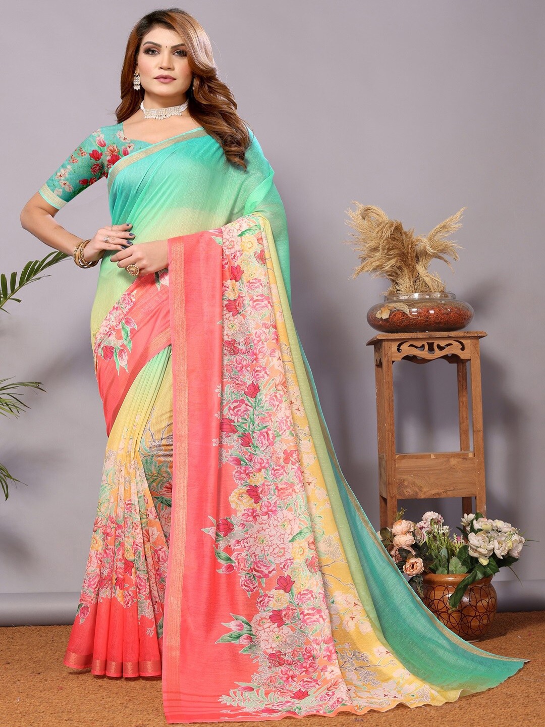 

ARYZE Floral Print Zari Saree, Green