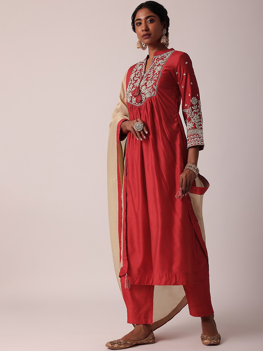 

KALKI Fashion Floral Embroidered Regular Thread Work Kurta with Trousers & Dupatta, Red