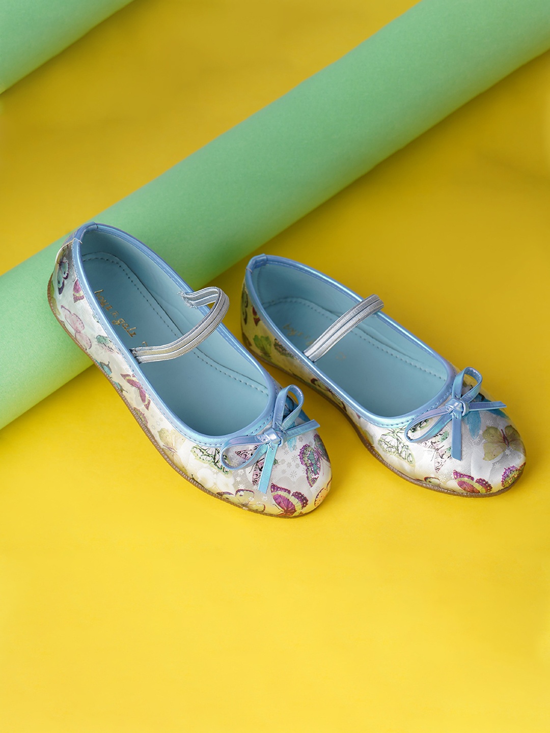 

BOYZ N GALZ Girls Printed Bow Detailed Ballerinas, Blue
