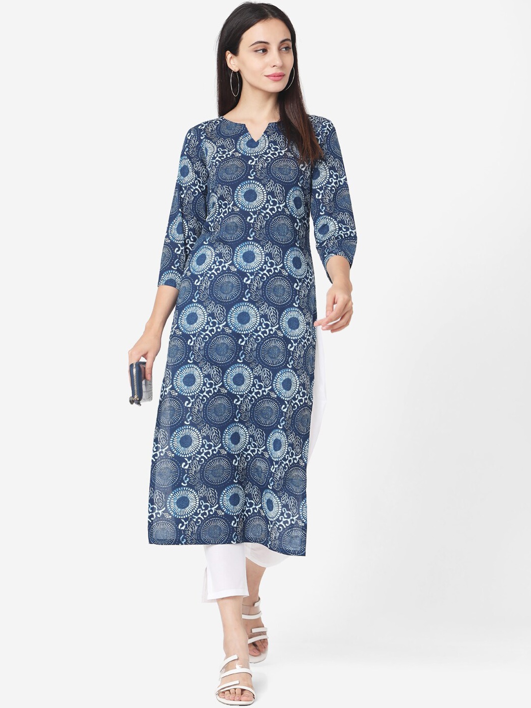 

HRITIKA Ethnic Motifs Printed Round Neck Three-Quarter Sleeves Kurta with Trousers, Navy blue