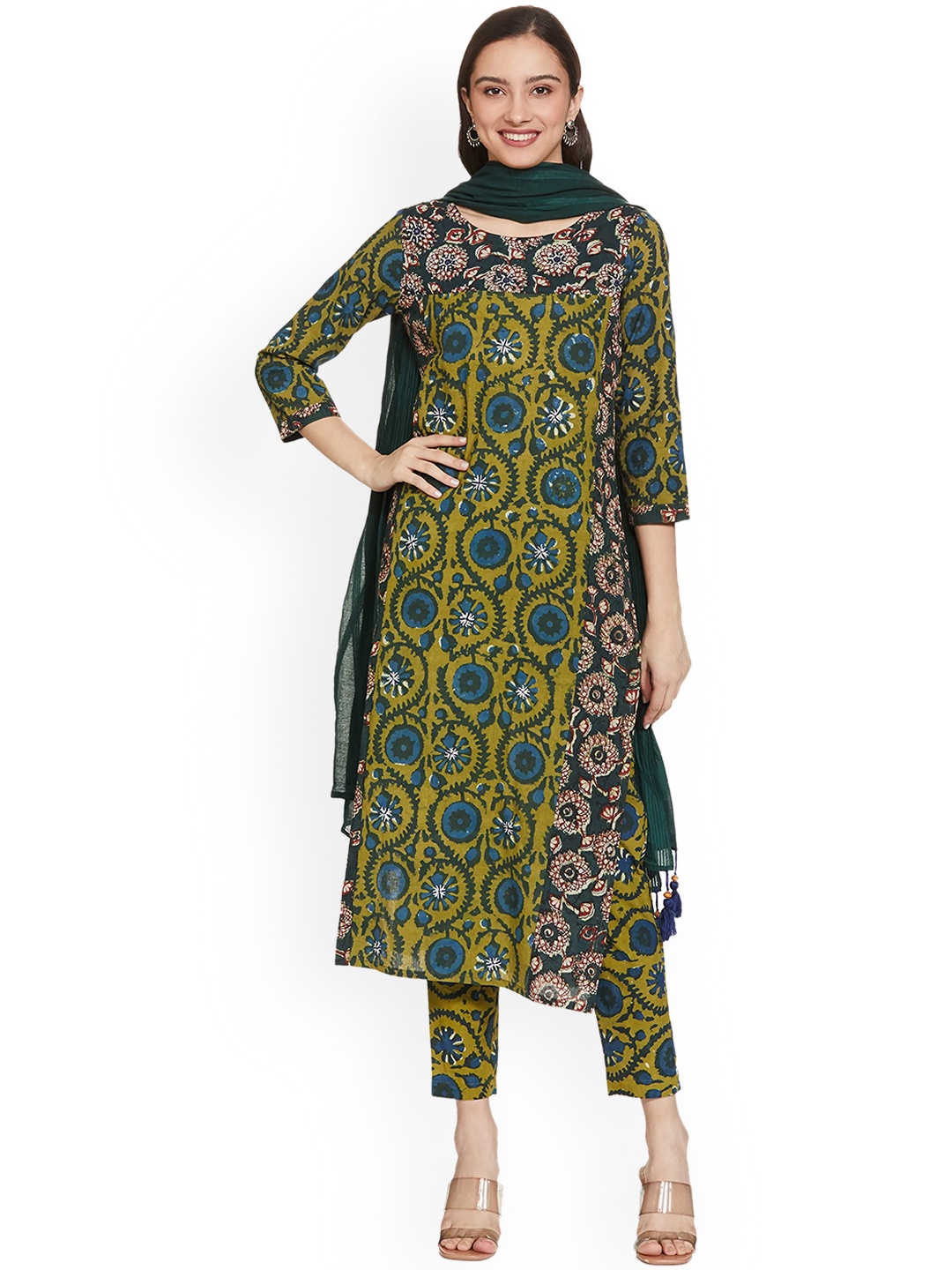 

HRITIKA Women Ethnic Motifs Printed Regular Kurta with Trousers & With Dupatta, Green