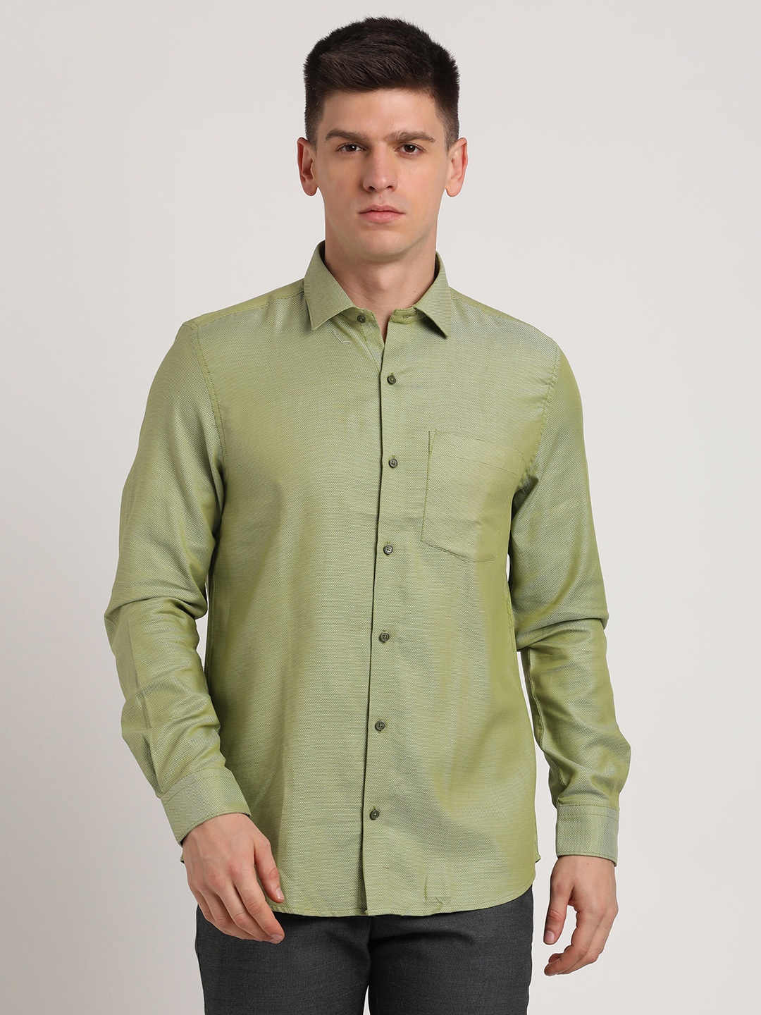

Turtle Classic Slim Fit Spread Collar Pure Cotton Formal Shirt, Olive