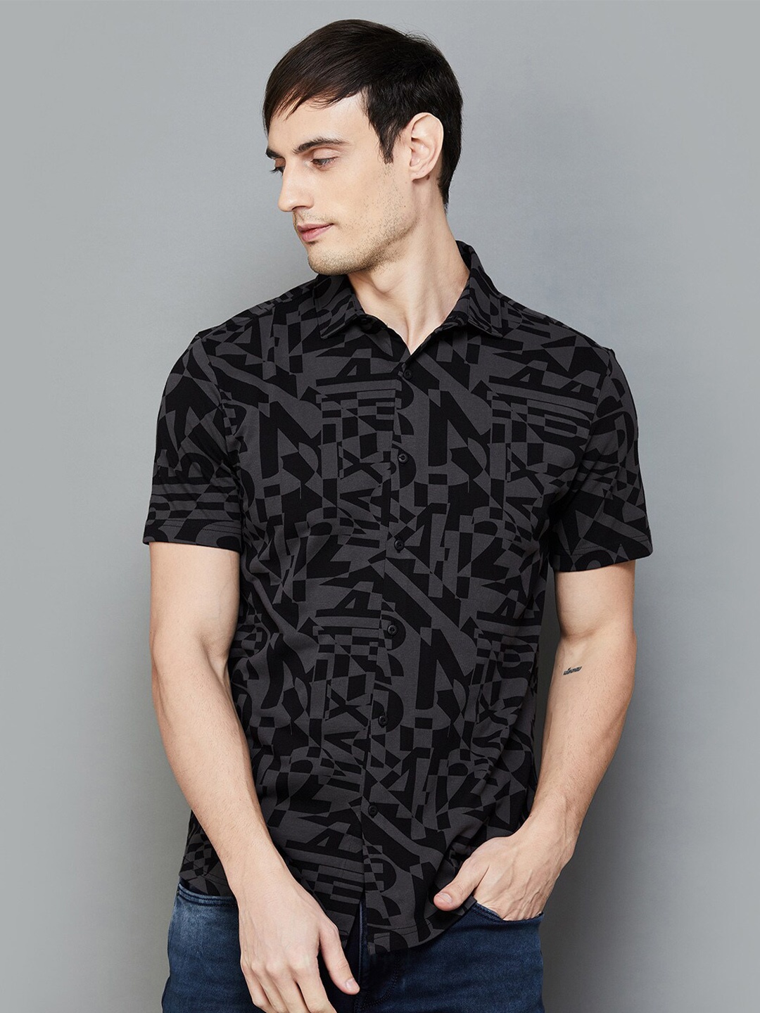 

Bossini Checked Spread Collar Short Sleeves Cotton Casual Shirt, Black