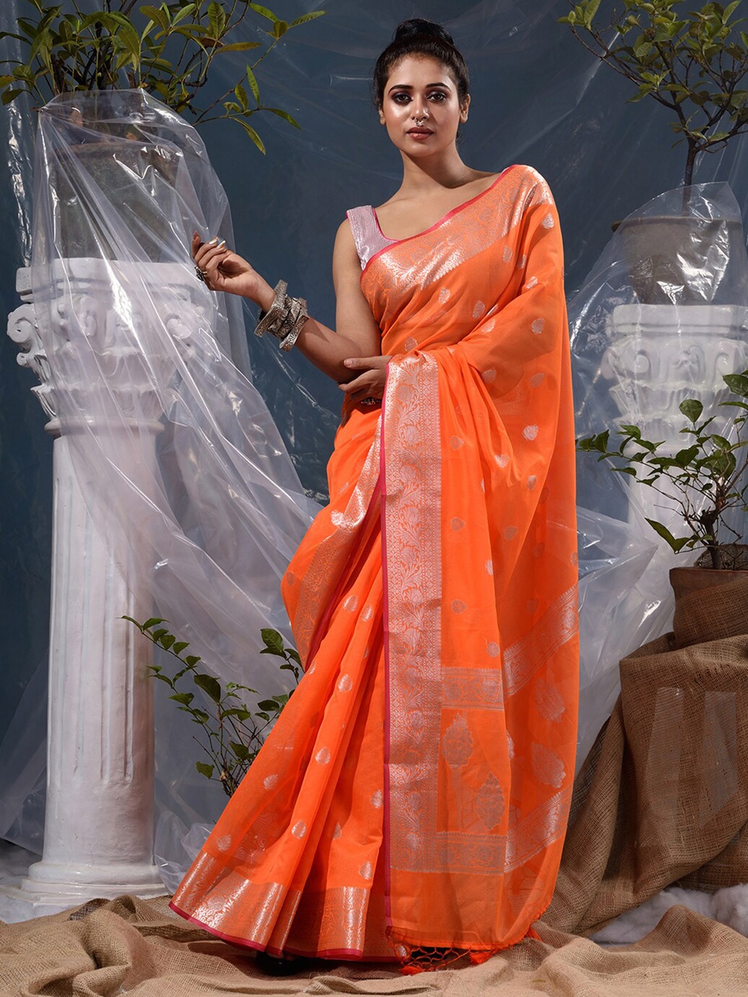 

BANARASI PATOLA Ethnic Motifs Zari Banarasi Saree, Orange