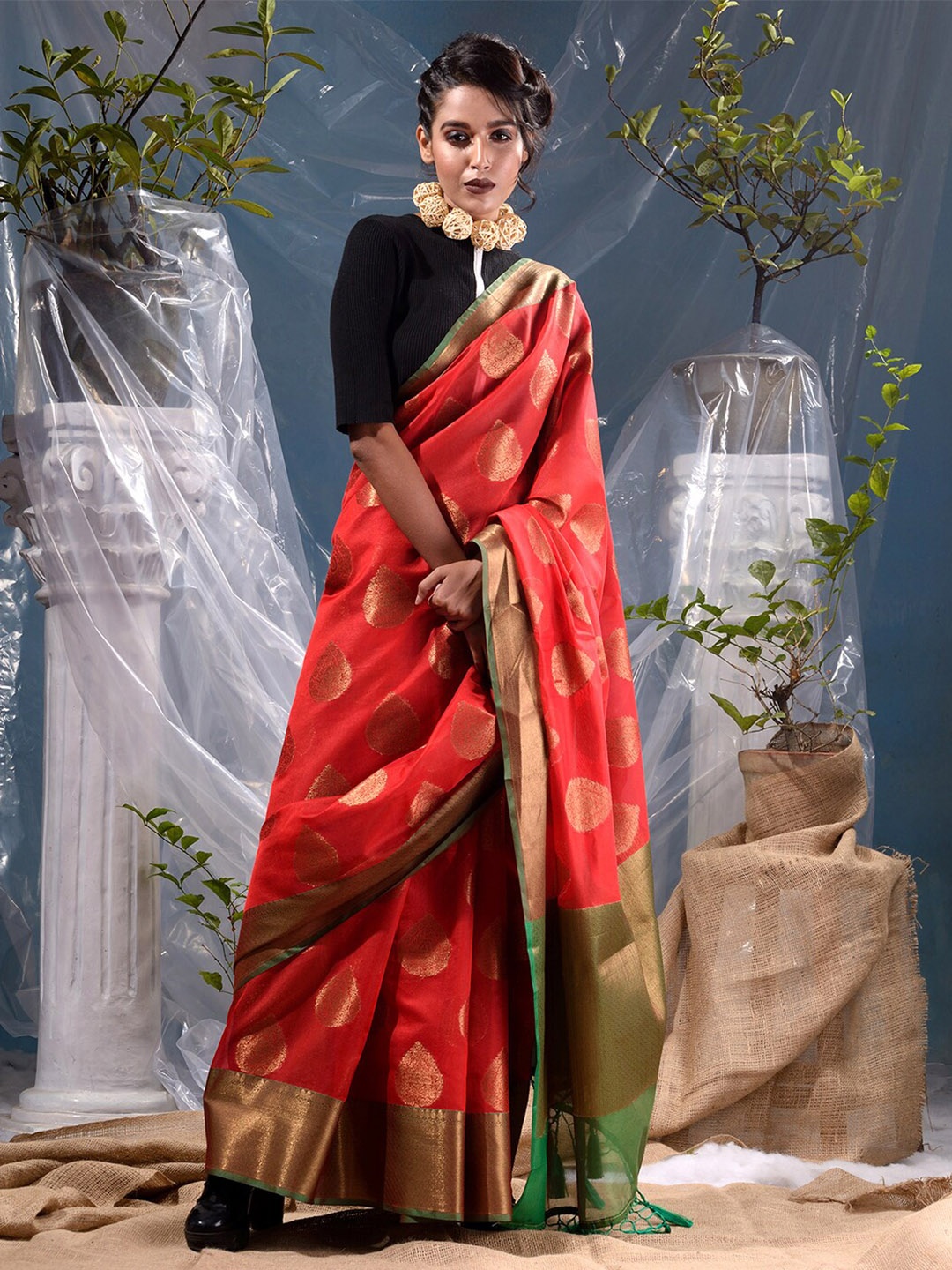 BANARASI PATOLA Woven Design Zari Banarasi Saree, Red