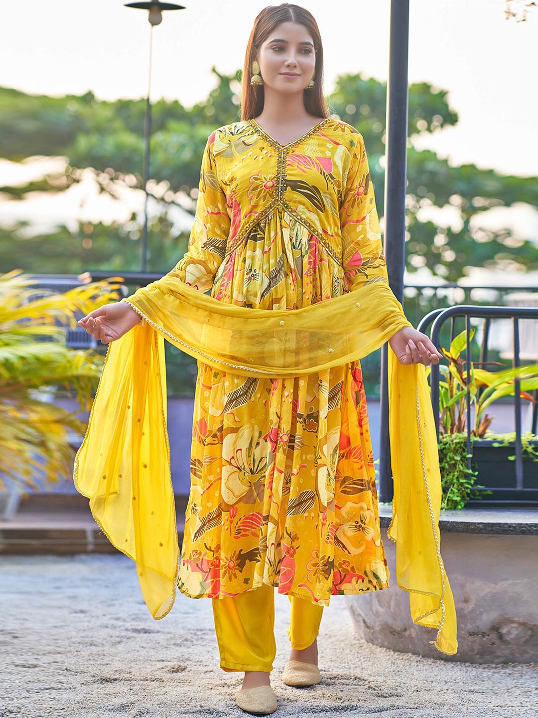 

Peachmode Floral Printed Empire Beads and Stones Kurta with Trousers With Dupatta, Mustard