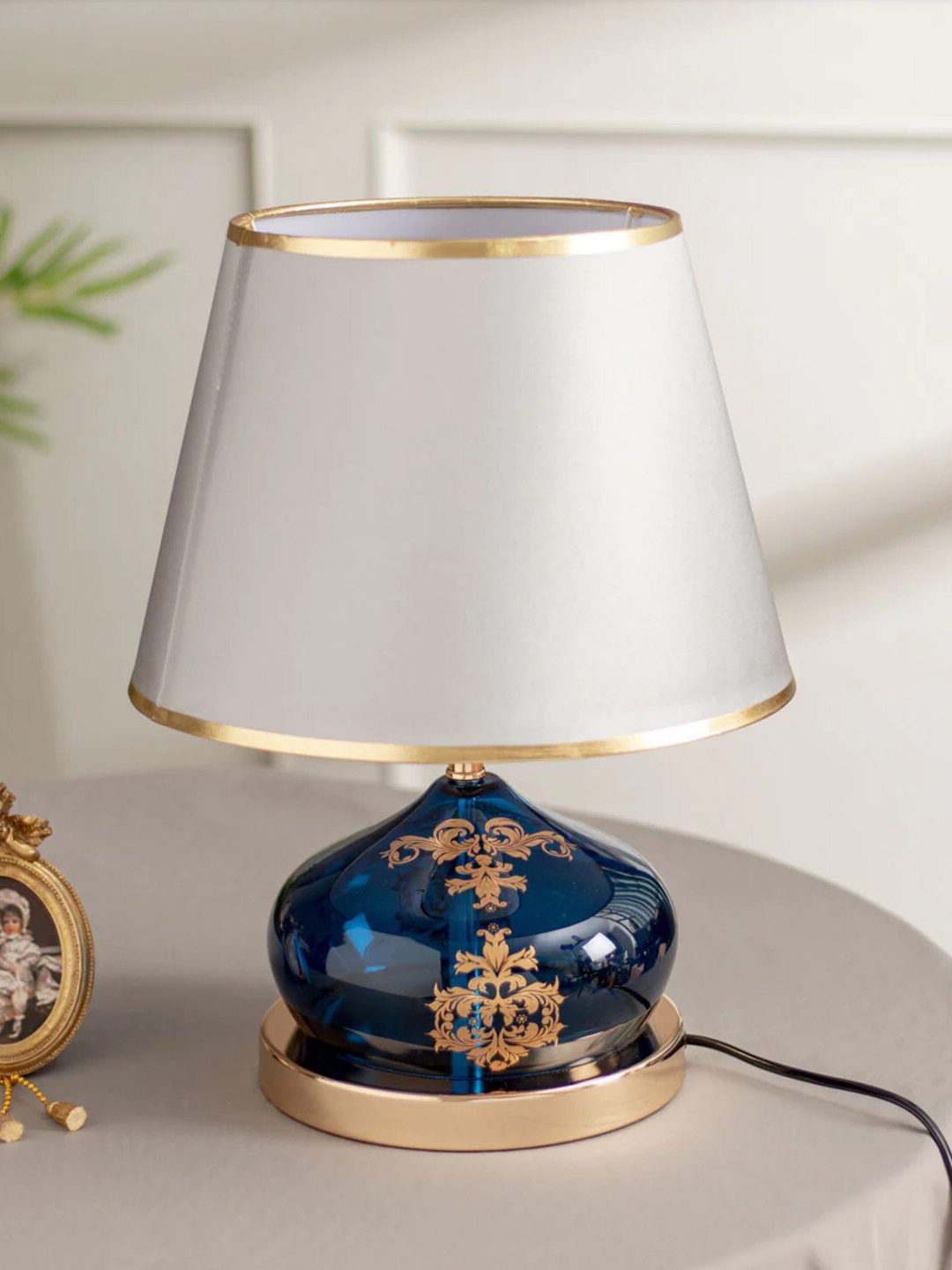 

THEDECORKART Silver Toned & Blue Frustum Shaped Metal Table Lamp