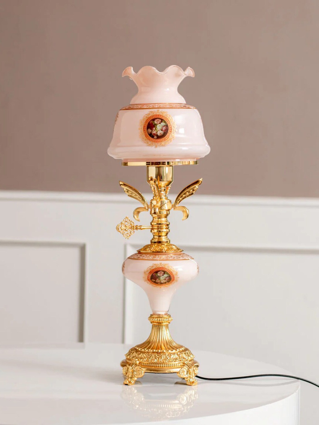 

THEDECORKART Gold Toned & Pink Textured Abstract Shaped Metal Table Lamp